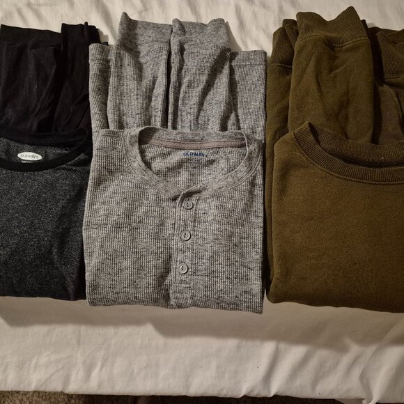 Prebundle: 2 Long Sleeves and 1 Pullover sweater - Picture 1 of 1